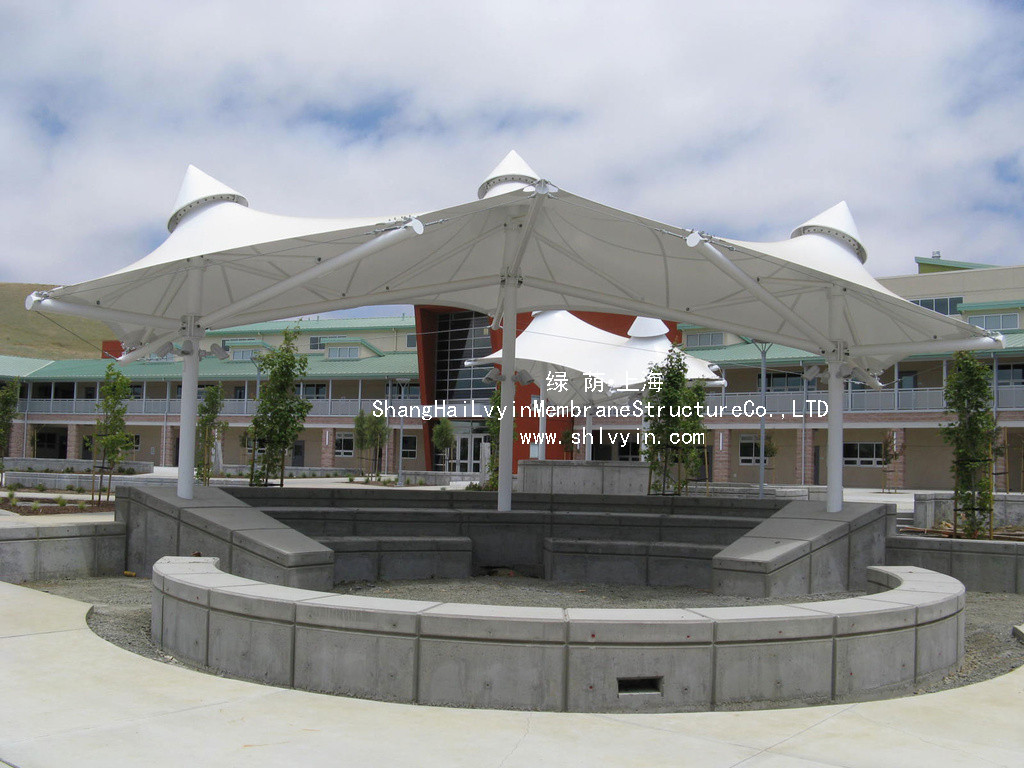 中華全國總工會勞動模范技術(shù)交流學(xué)校、兩岸工會交流基地一期室內(nèi)運動館鋼結(jié)構(gòu)吊裝質(zhì)量要求與保證措施